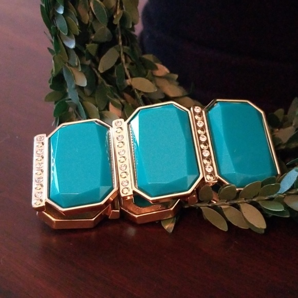 Jewelry set - Picture 3 of 3